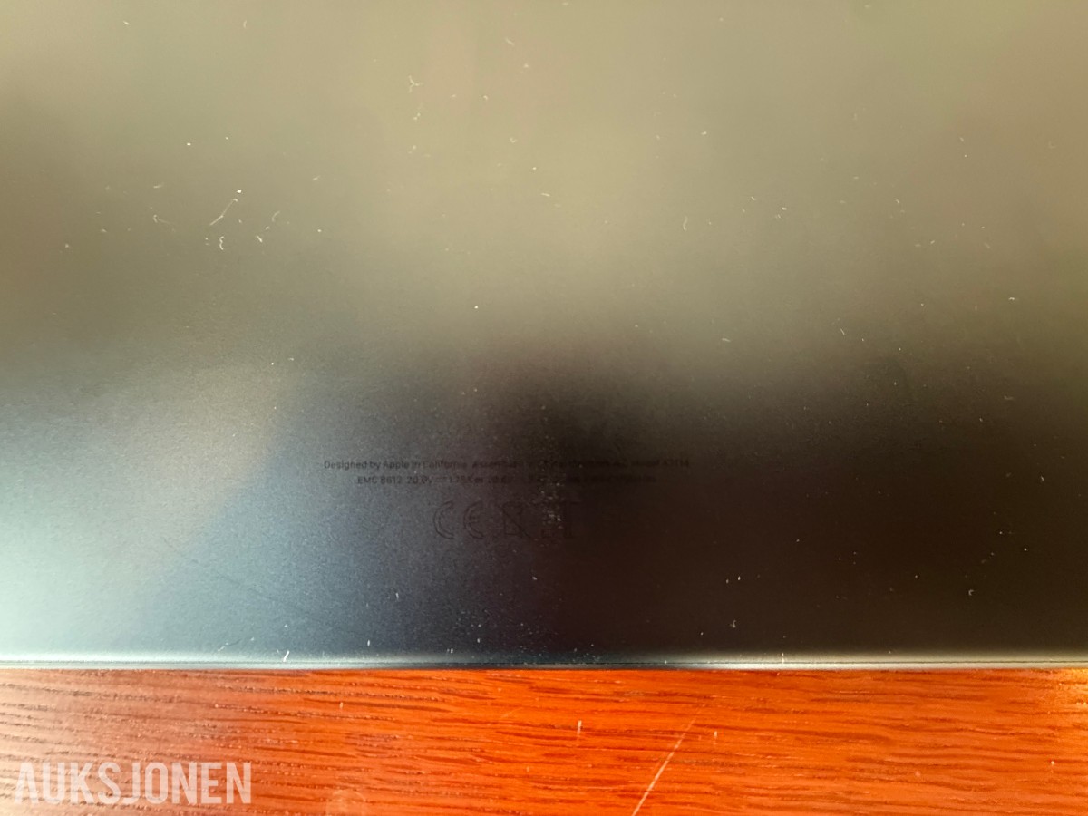 Apple MacBook Air 15" med lader