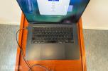 Apple MacBook Air 15" med lader