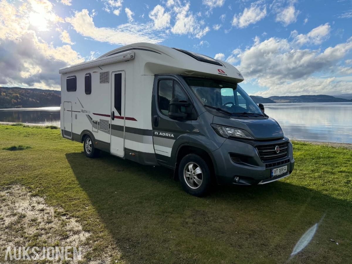 Adria MATRIX M 670 SL / SOLCELLE / MANUELL /