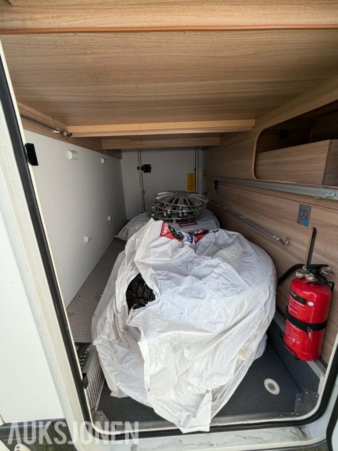 Adria MATRIX M 670 SL / SOLCELLE / MANUELL /