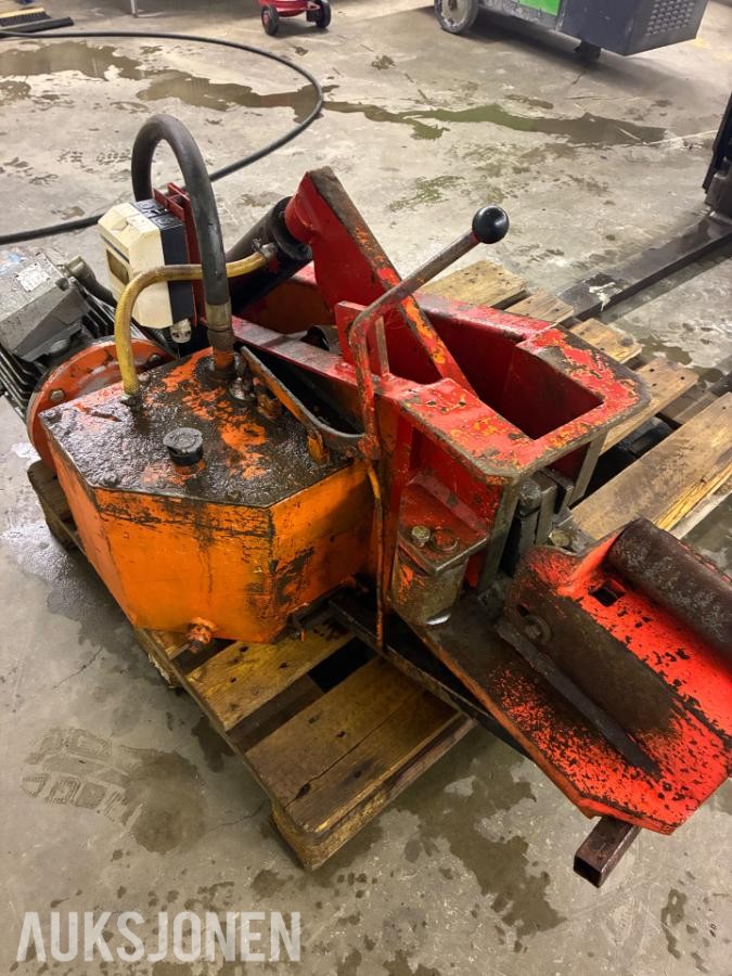 2004 Weelu 32/60 hydraulisk armeringsklipper – 32 mm / 60 tonn