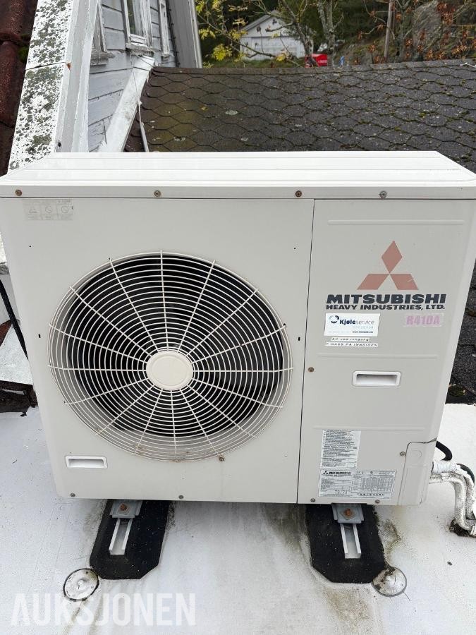 2013 Mitsubishi Air conditioner FDEN140VF