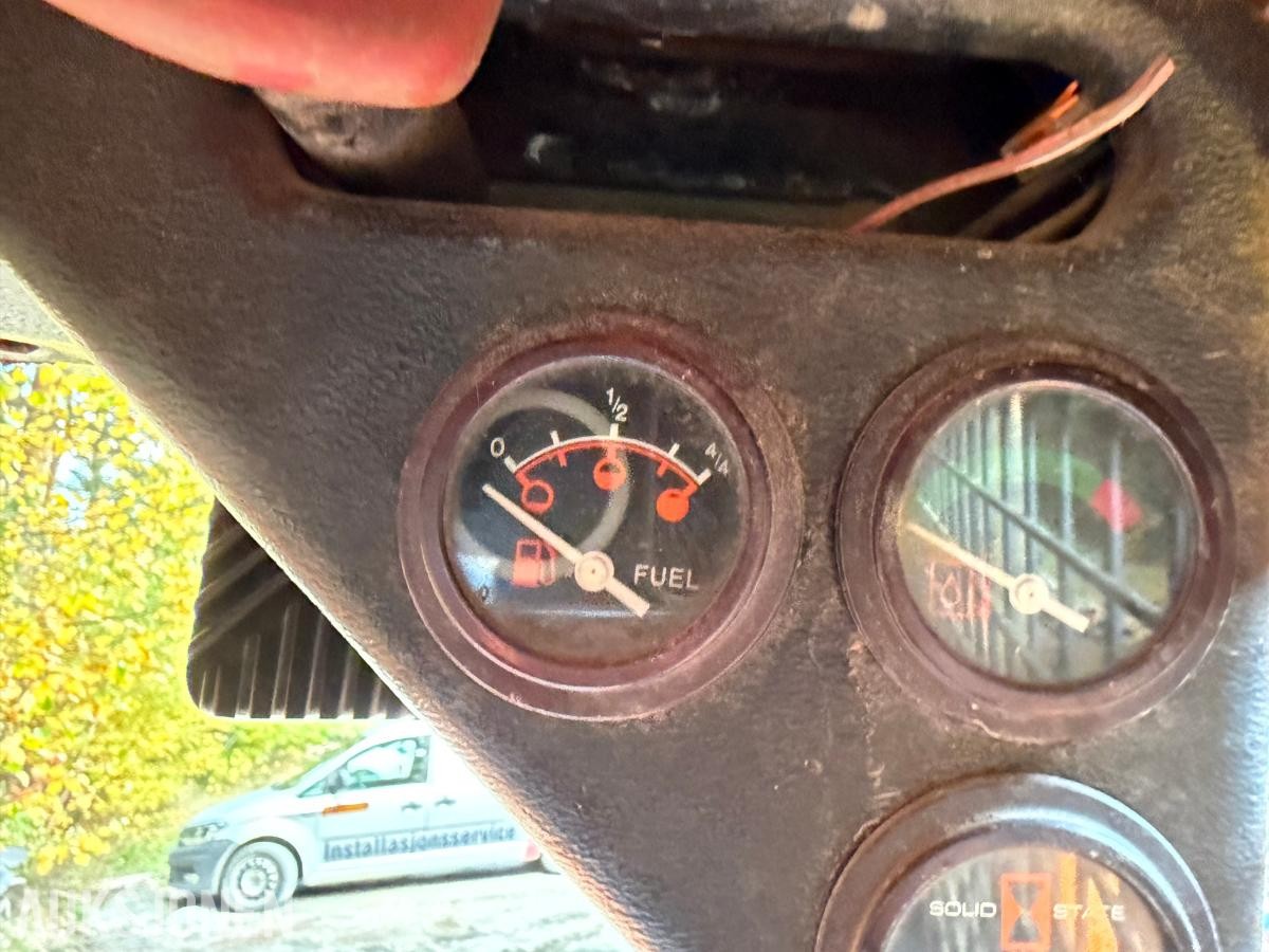 2005 Mustang 2054