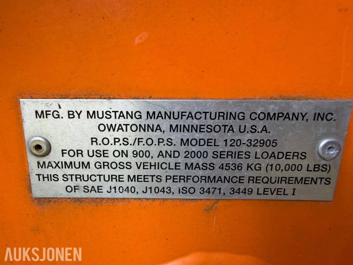 2005 Mustang 2054