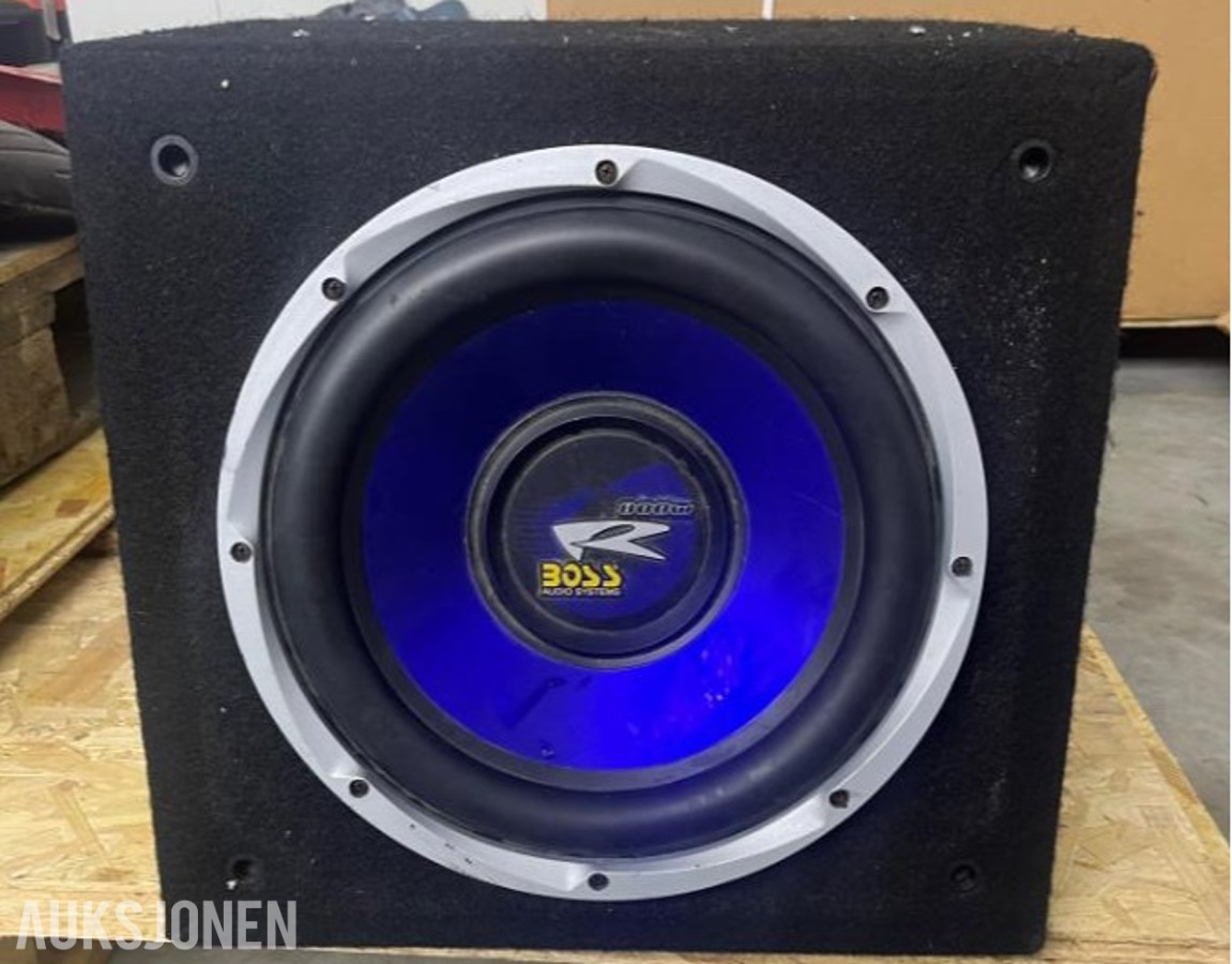 2010 Boss audio system 800w - Subwoofer