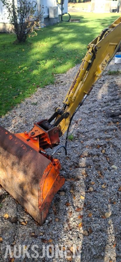 2006 Komatsu PC 14 R minigraver - MVA FRI