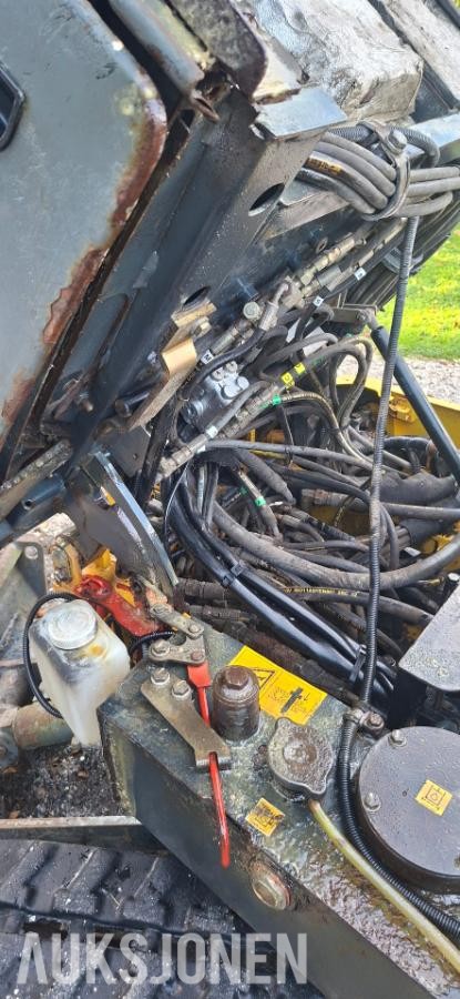 2006 Komatsu PC 14 R minigraver - MVA FRI