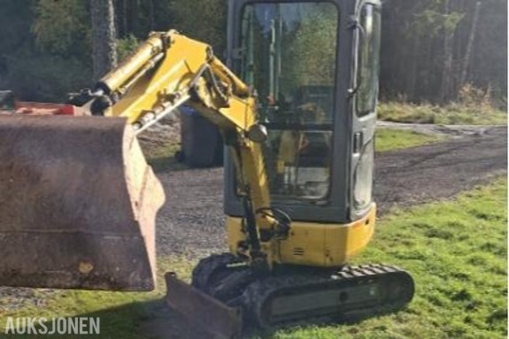 2006 Komatsu PC 14 R minigraver - MVA FRI