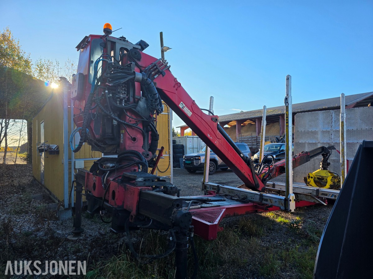 2013 Komplett tømmerpåbygg med HIAB kran på krokramme