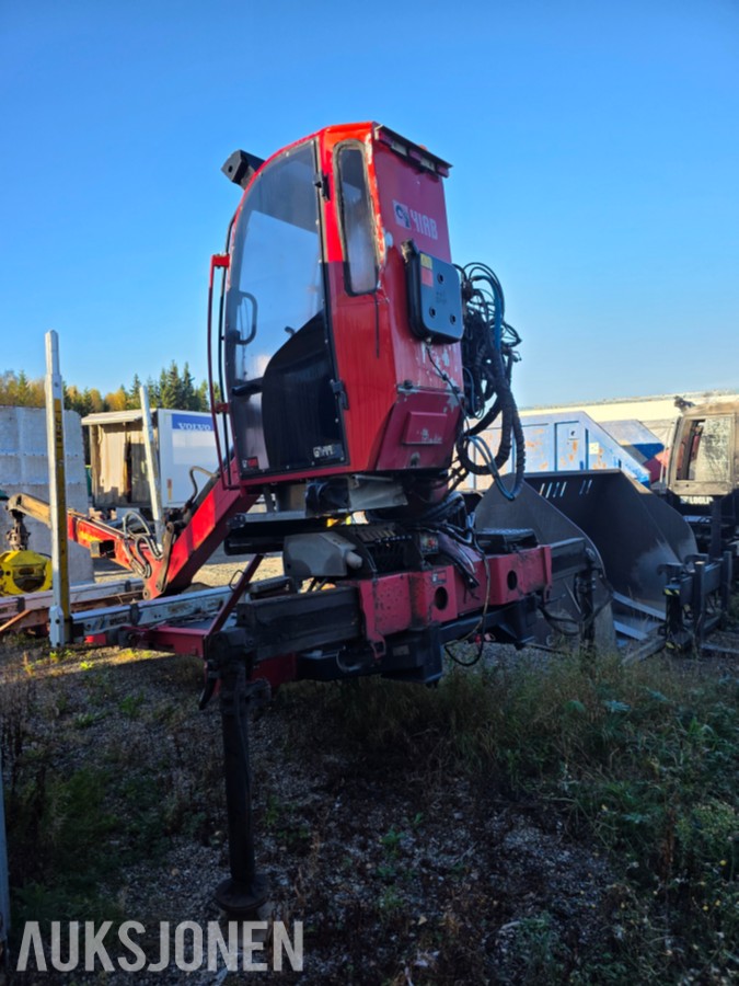 2013 Komplett tømmerpåbygg med HIAB kran på krokramme