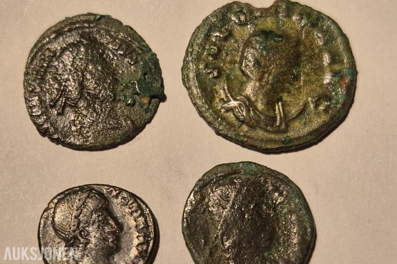 Romerske mynter 4 stk Ca 1700 år gammle *Ingen minstepris*