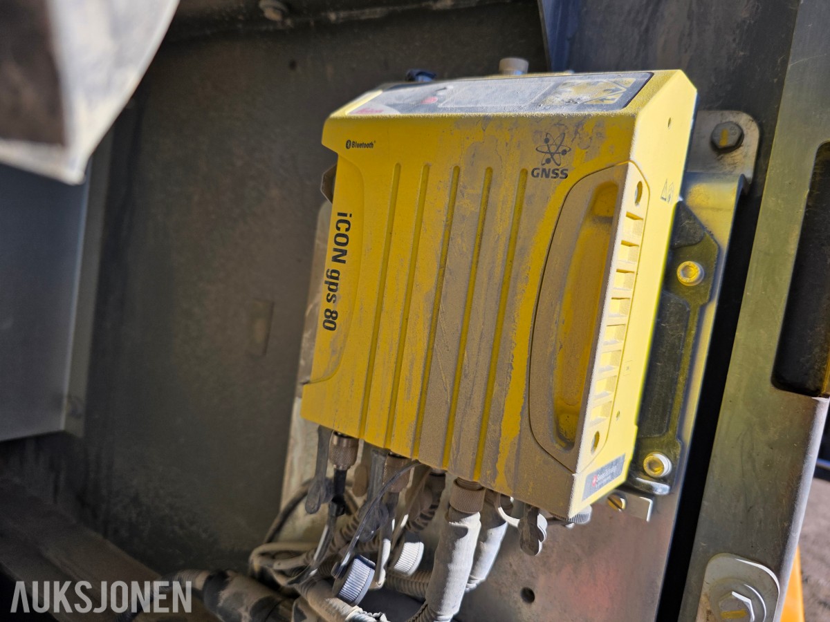 2020 Liebherr 924 beltegraver-sentralsmøring-leica gps-R8rototilt-nylig tatt service