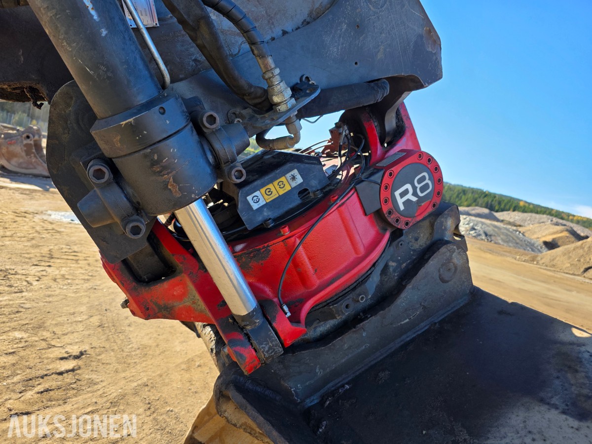 2020 Liebherr 924 beltegraver-sentralsmøring-leica gps-R8rototilt-nylig tatt service