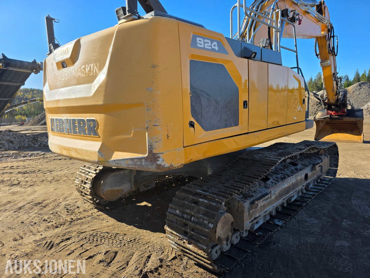 2020 Liebherr 924 beltegraver-sentralsmøring-leica gps-R8rototilt-nylig tatt service