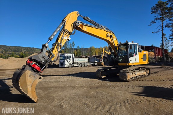 2020 Liebherr 924 beltegraver-sentralsmøring-leica gps-R8rototilt-nylig tatt service