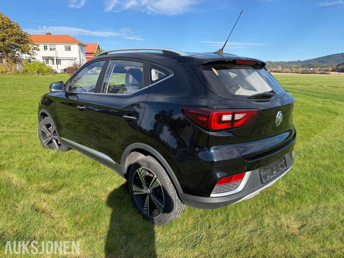 2020 MG ZS EV 143hk / servicehefte / EU-OK 
