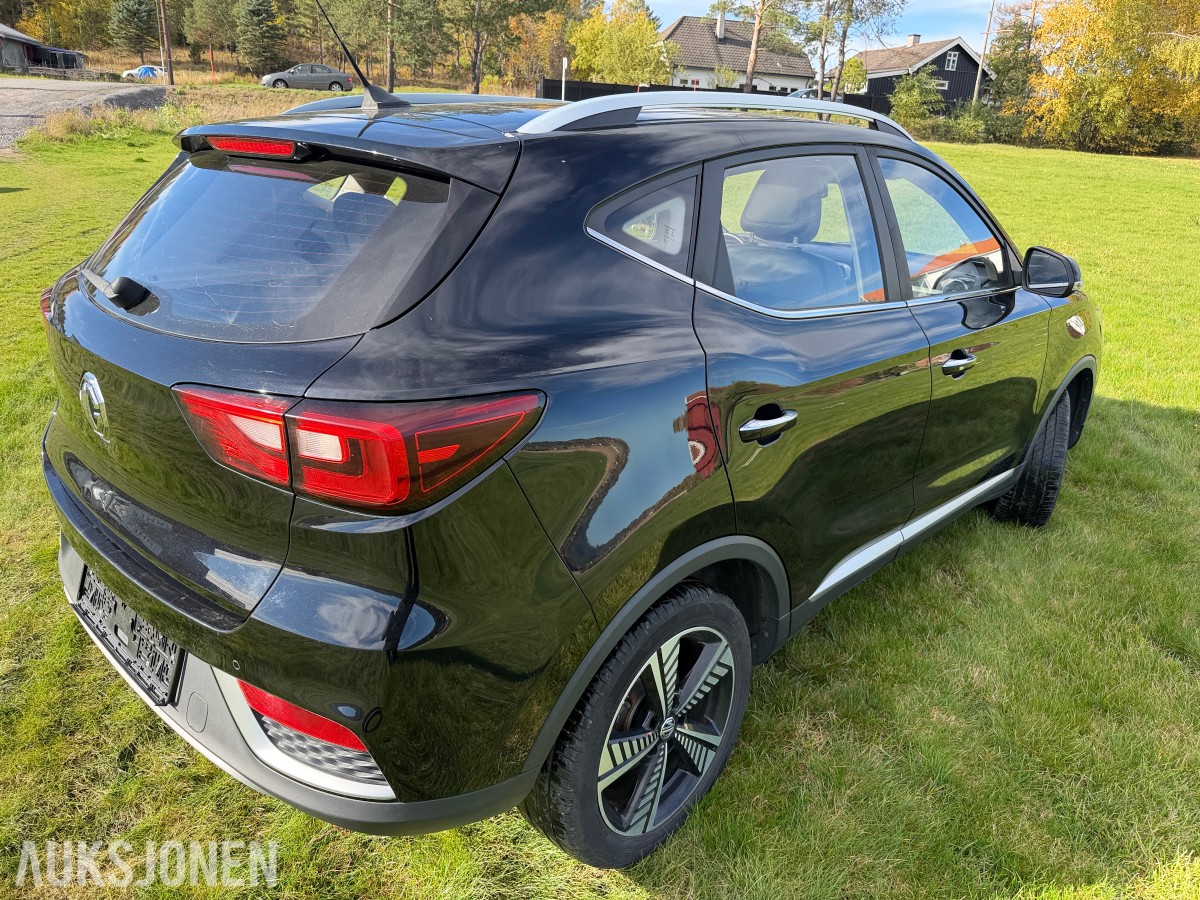 2020 MG ZS EV 143hk / servicehefte / EU-OK 