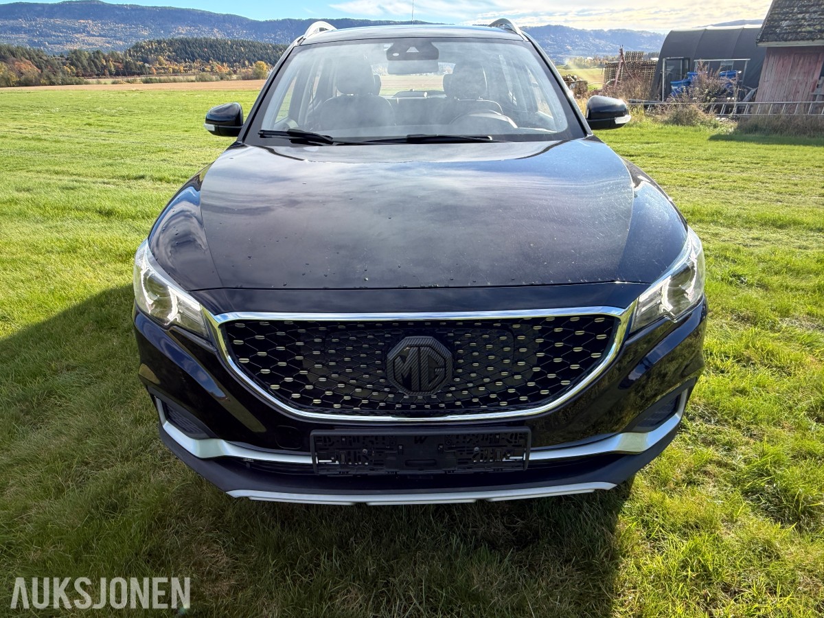 2020 MG ZS EV 143hk / servicehefte / EU-OK 