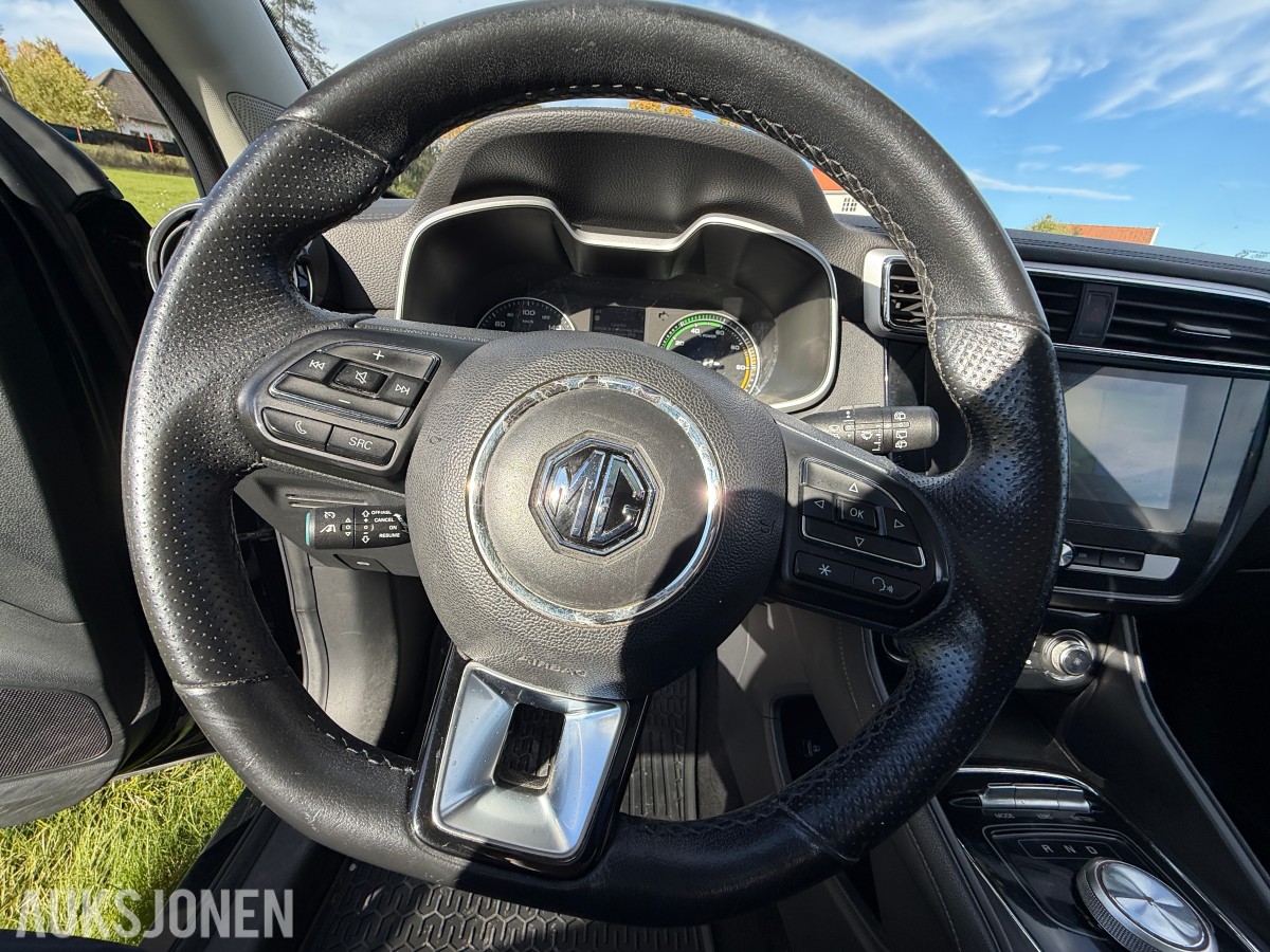 2020 MG ZS EV 143hk / servicehefte / EU-OK 