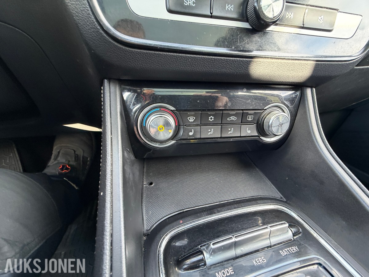 2020 MG ZS EV 143hk / servicehefte / EU-OK 