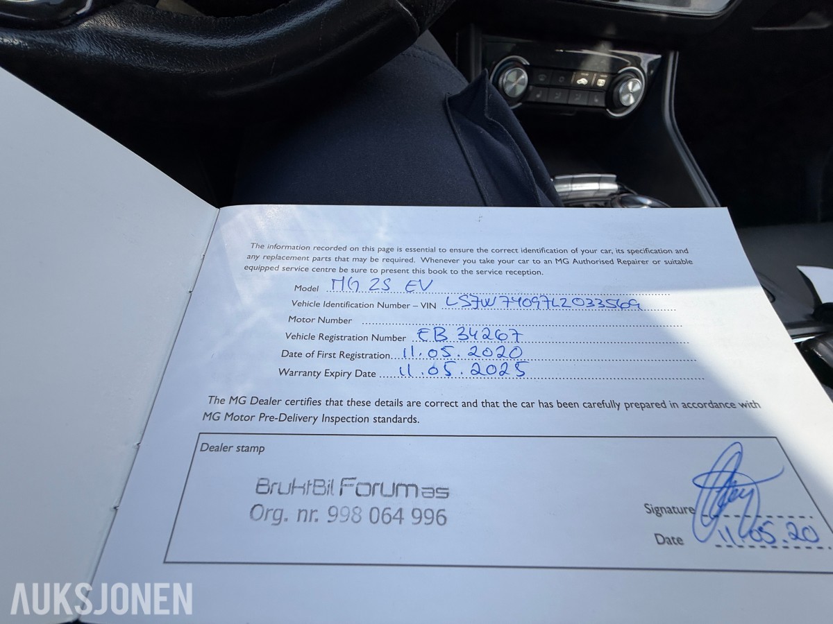 2020 MG ZS EV 143hk / servicehefte / EU-OK 