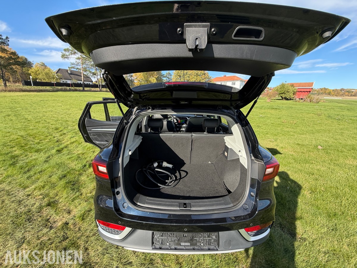 2020 MG ZS EV 143hk / servicehefte / EU-OK 