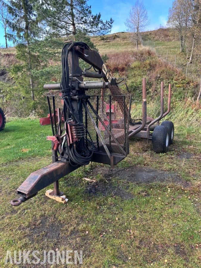 Tømmerhenger Ilsbo 2190 med kran - MVA FRI