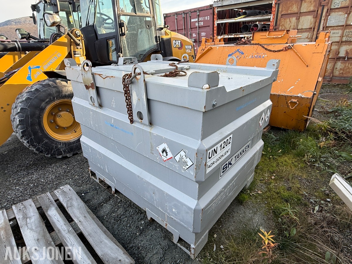 2023 SK Dieseltank 1000L ADR