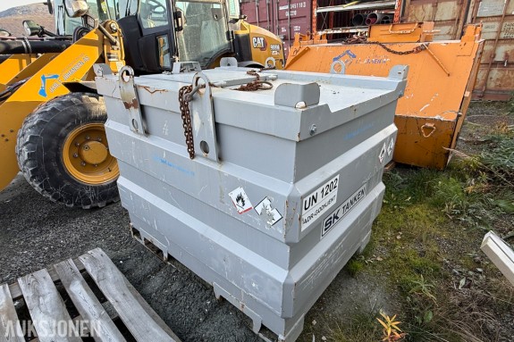2023 SK Dieseltank 1000L ADR
