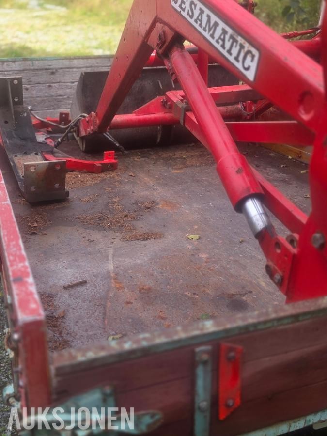 1978 Massey Ferguson MF 165 komplett laster med skuff