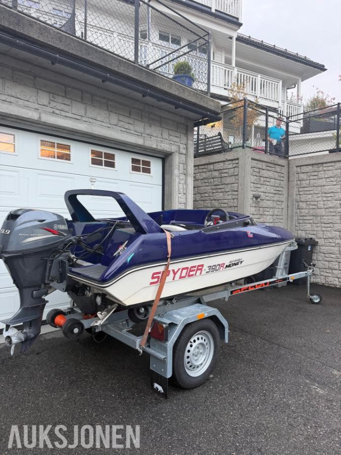 Hastig 390 Spider Med Yamaha 9,9 (20hk) 