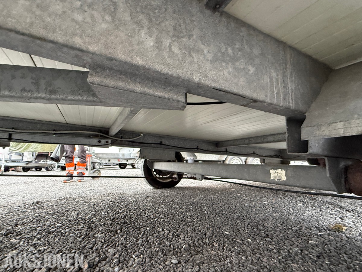 Eurowagon letthus 4.2M - 6 Pers - Forbrenningstoalett
