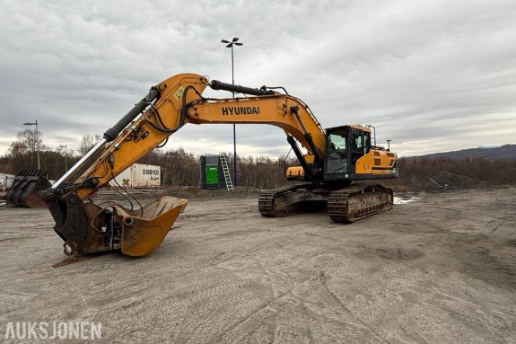 2019 Hyundai HX380L Gravemaskin - 3 Skuffer - Trimble - 7856T