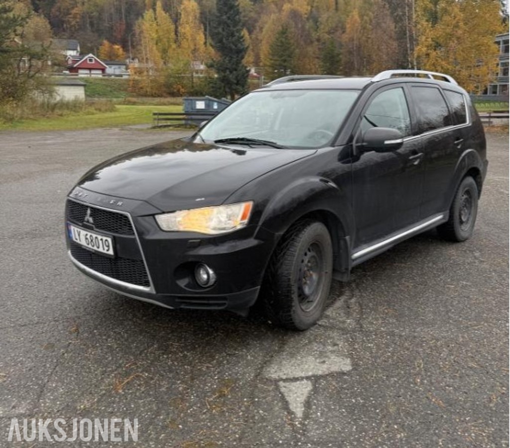 2010 Mitsubishi Outlander 2.2 156hk 4WD automat 7 seter