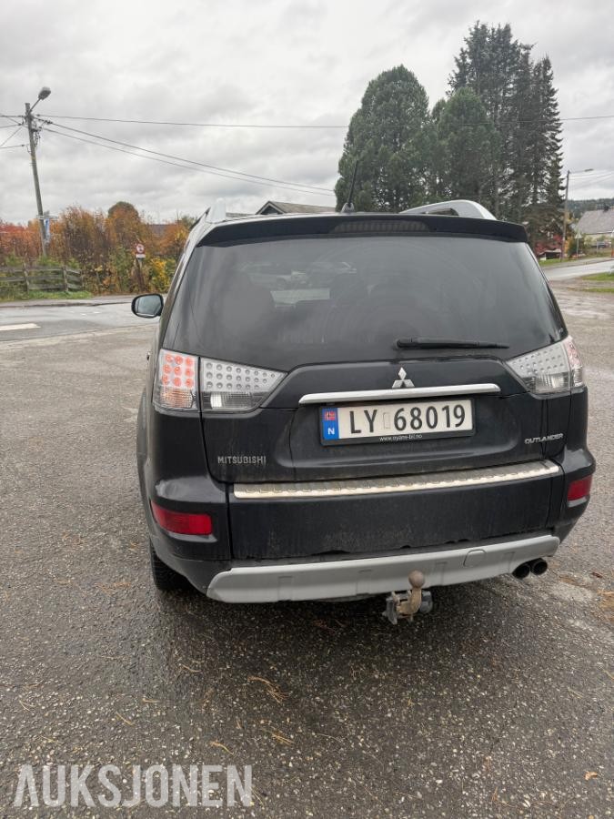 2010 Mitsubishi Outlander 2.2 156hk 4WD automat 7 seter