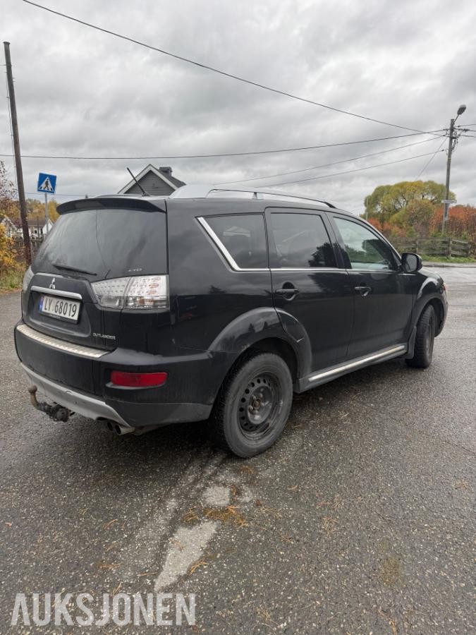 2010 Mitsubishi Outlander 2.2 156hk 4WD automat 7 seter