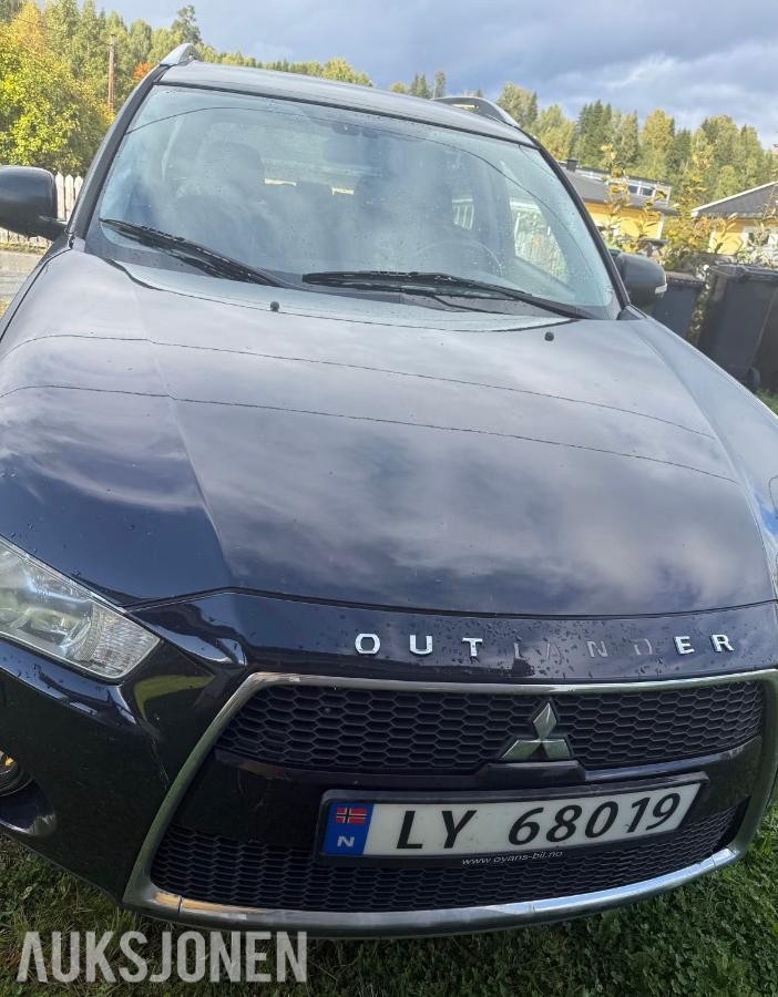 2010 Mitsubishi Outlander 2.2 156hk 4WD automat 7 seter