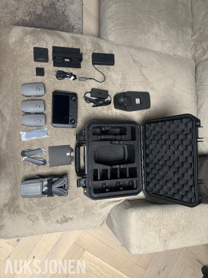 2023 DJI MAVIC 2 ZOOM - FLY MORE COMBO