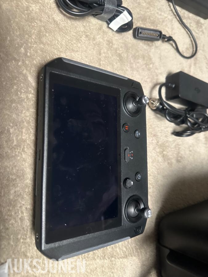 2023 DJI MAVIC 2 ZOOM - FLY MORE COMBO
