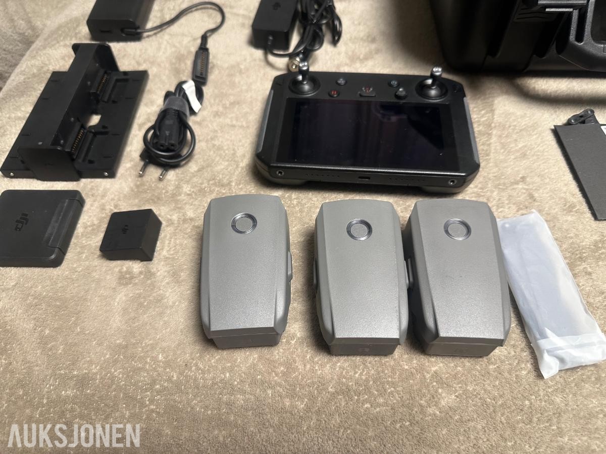2023 DJI MAVIC 2 ZOOM - FLY MORE COMBO