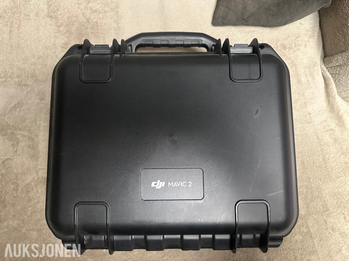 2023 DJI MAVIC 2 ZOOM - FLY MORE COMBO