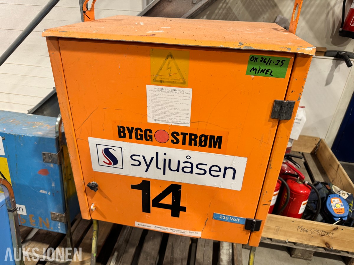 6 stk EL-sentraler byggestrøm skap 230 Volt