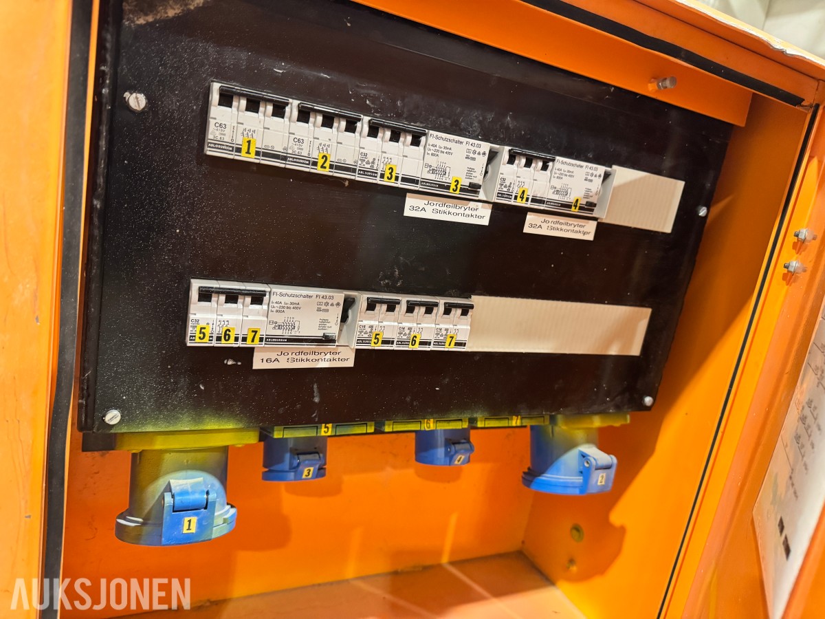 6 stk EL-sentraler byggestrøm skap 230 Volt