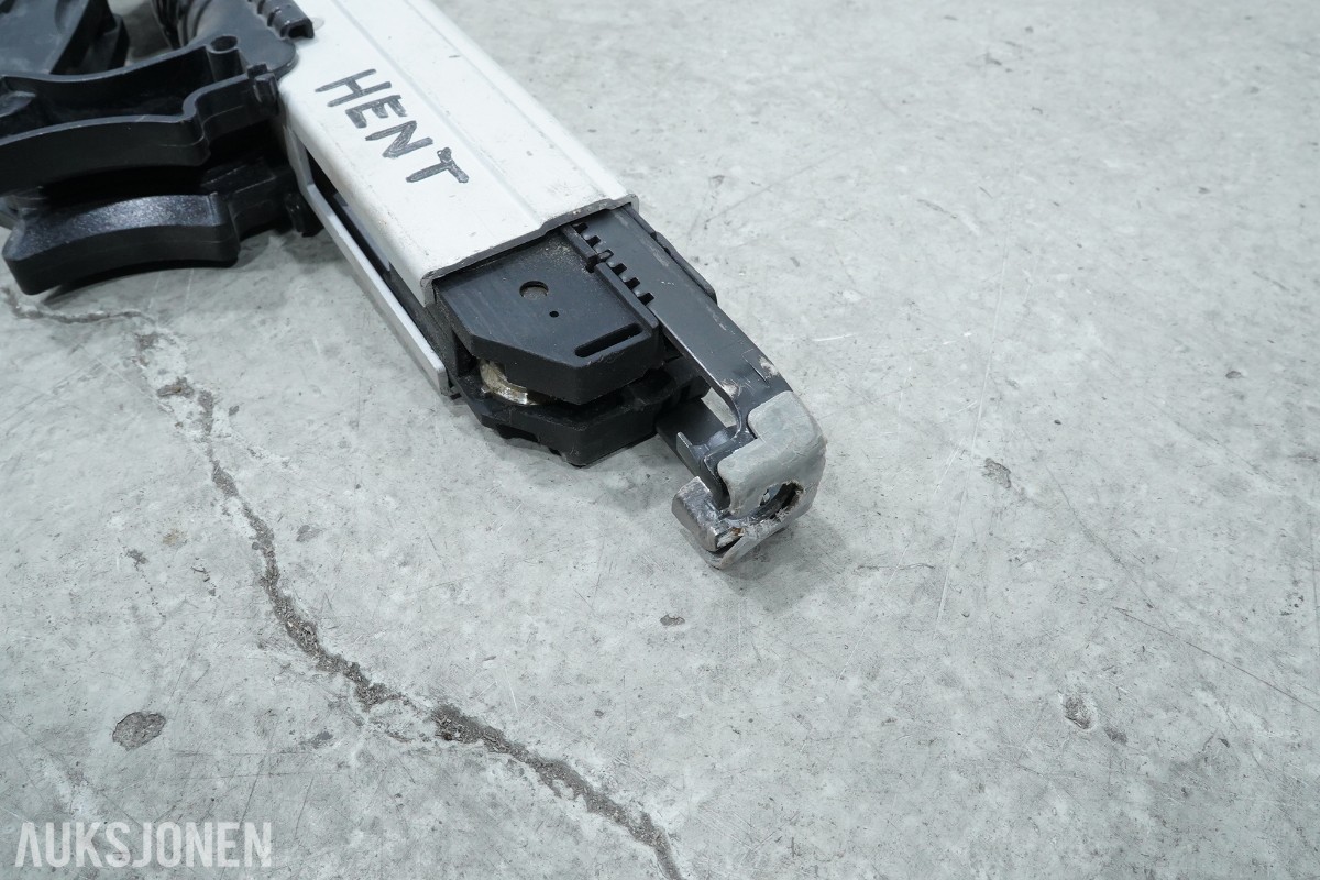NIKO SA55 COMBI skruautomat og Hilti HDM 330 utpresseapparat