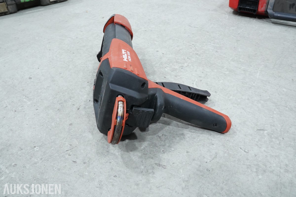 NIKO SA55 COMBI skruautomat og Hilti HDM 330 utpresseapparat