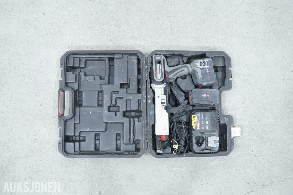 NIKO SA55 COMBI skruautomat og Hilti HDM 330 utpresseapparat