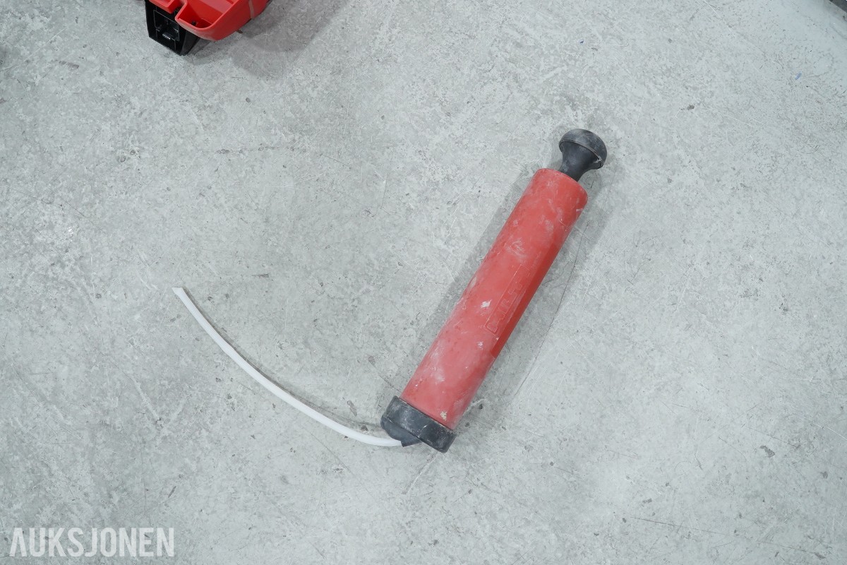 NIKO SA55 COMBI skruautomat og Hilti HDM 330 utpresseapparat