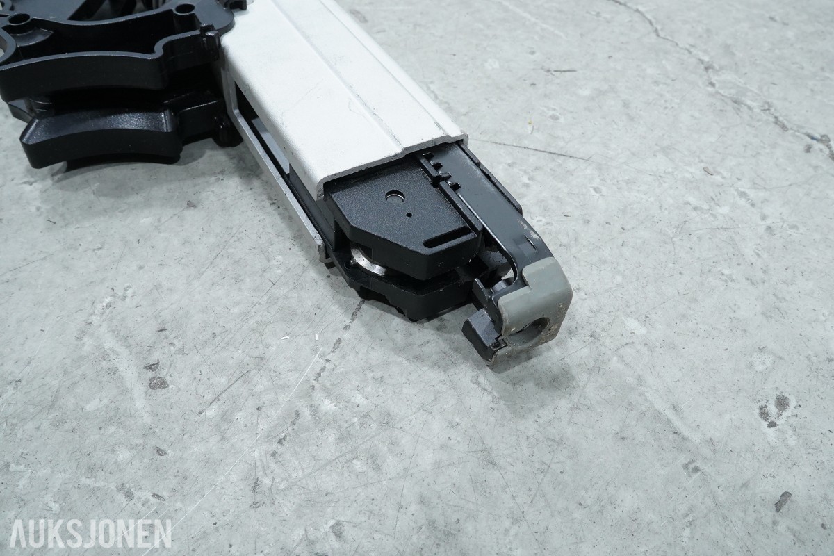 NIKO SA55 COMBI skruautomat og Hilti HDM 330 utpresseapparat