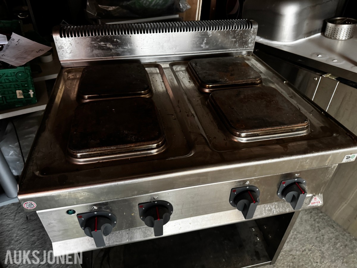 Berto`s E7PQ4M 10,4 KW 4 plater kokeplate