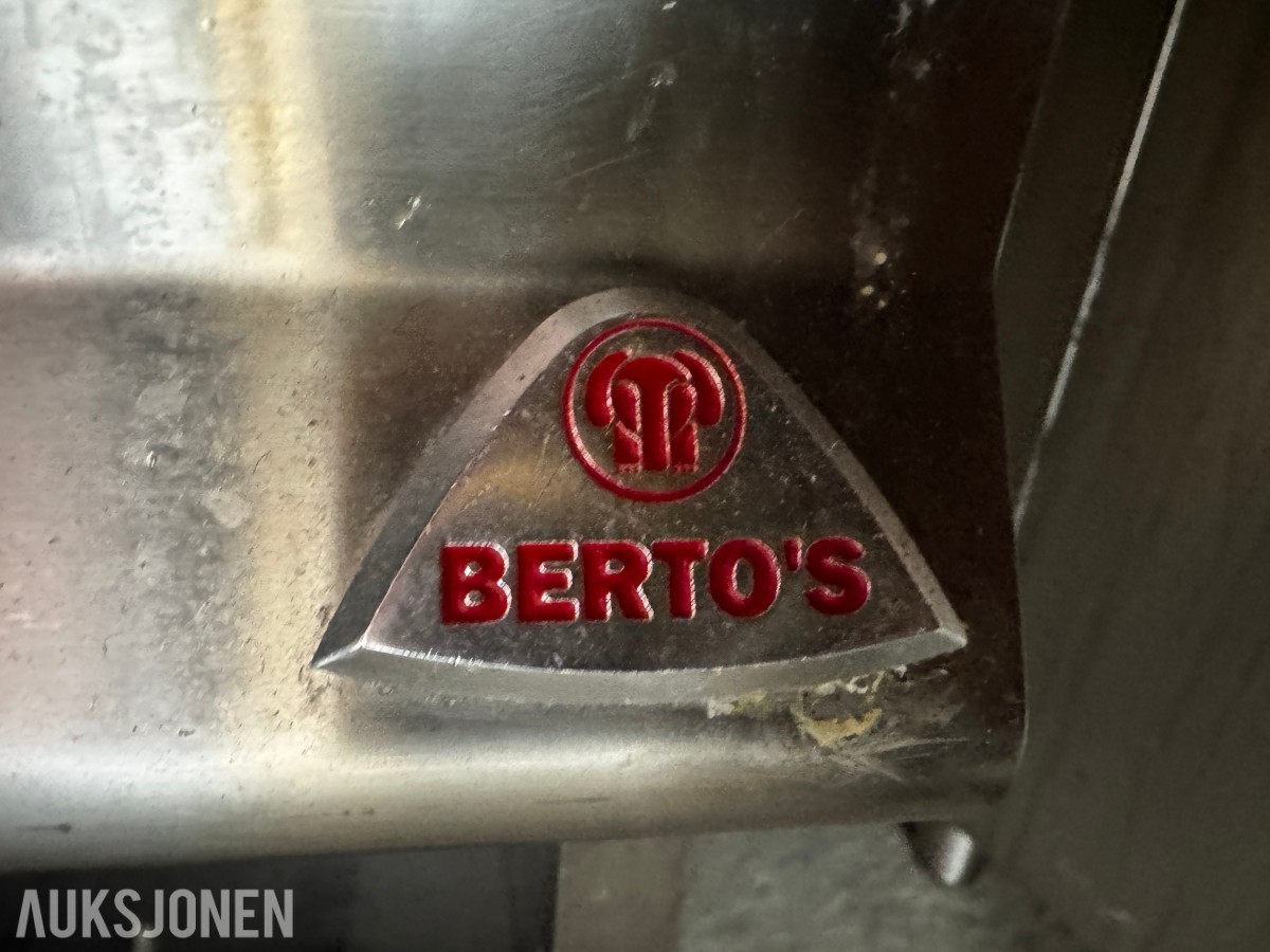 Berto`s E7PQ4M 10,4 KW 4 plater kokeplate